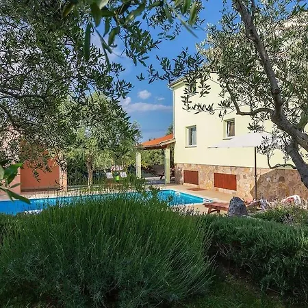 Villa Versovica By Briskva Peruški