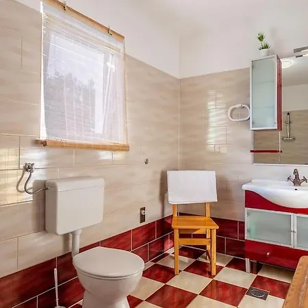 ヴィラ Versovica By Briskva