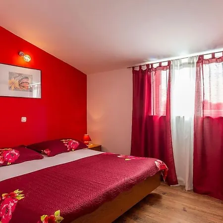 Versovica By Briskva *