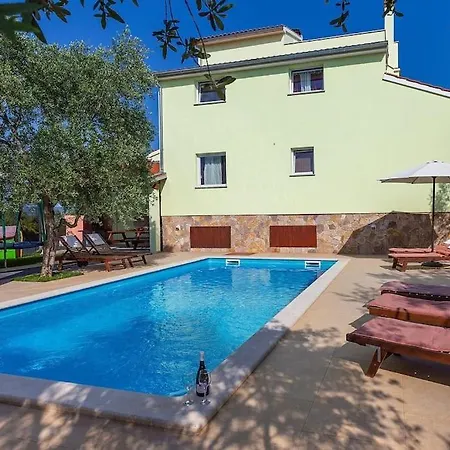 Villa Versovica Peruski