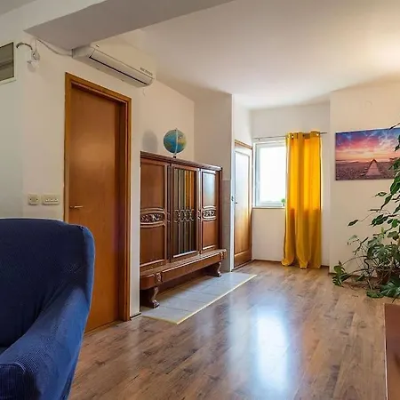 Versovica By Briskva * Peruski