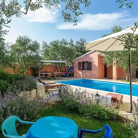 Versovica By Briskva * Peruški