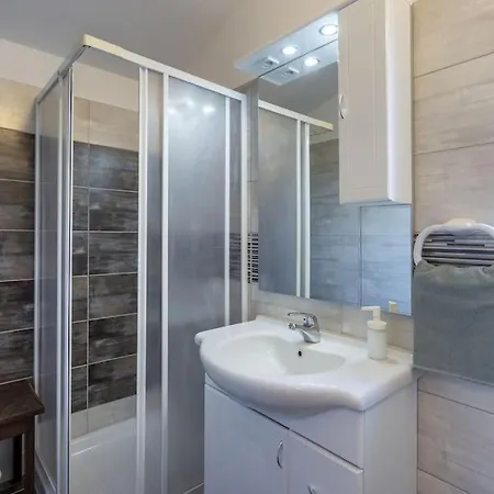 Versovica By Briskva Peruški